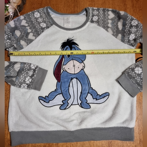 Disney Fleece Eeyore Embroidered Sweater with Patterned Sleeves Sz XL - Picture 9 of 10
